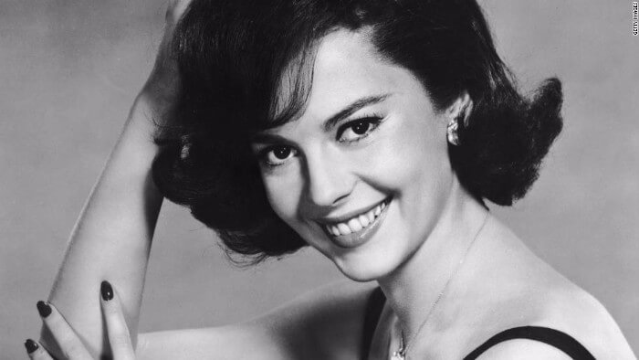 headshot of natalie wood