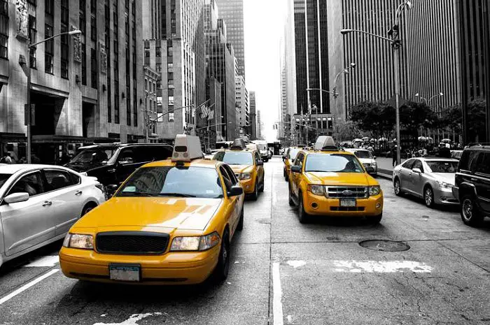 yellow taxi in new york
